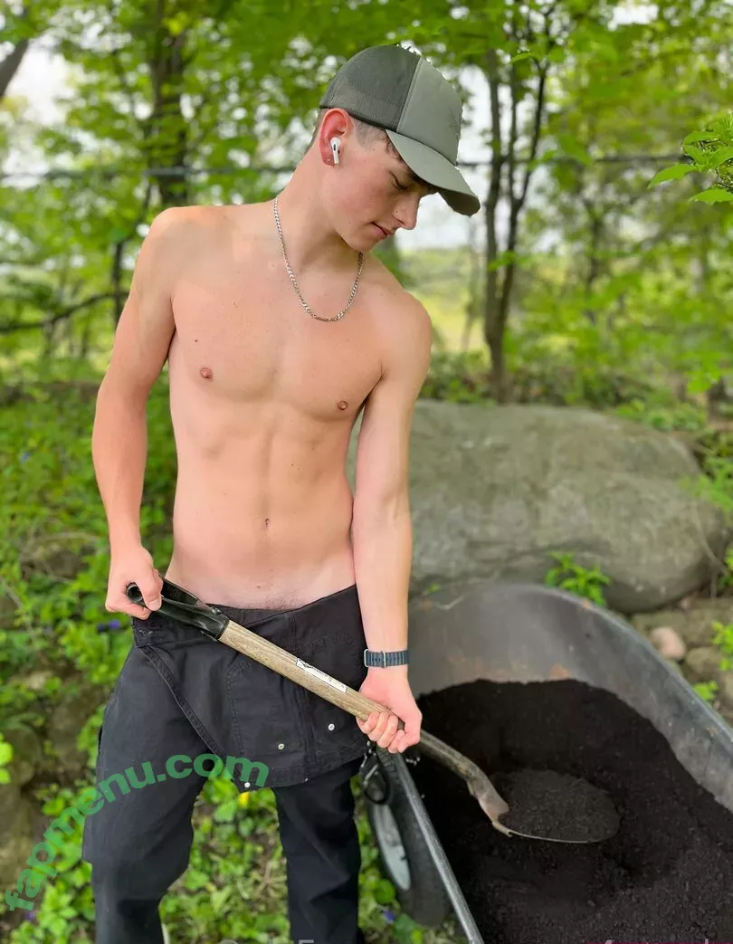 connor4woods nude photo #0050 (connorwood4)