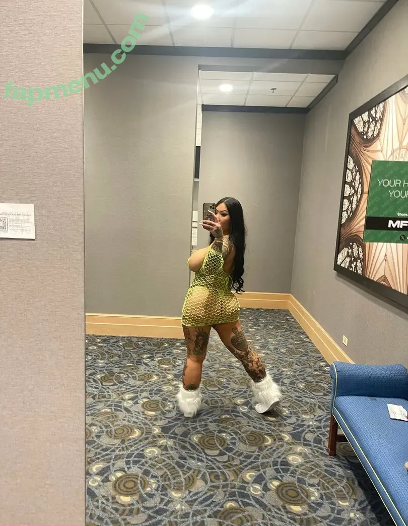 connperignon nude photo #0378 (notconnieperignon)
