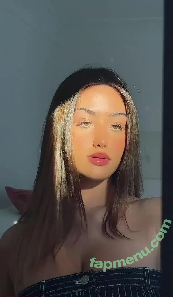 constanca nude photo #0097 (constancanneves / constancatneves / constanza)