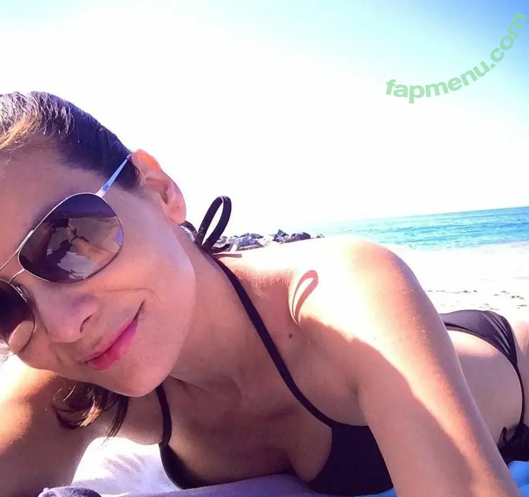 Constance Marie nude photo #0021 (goconstance)