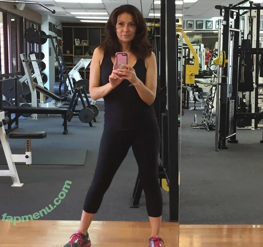 Constance Marie nude photo #0024 (goconstance)