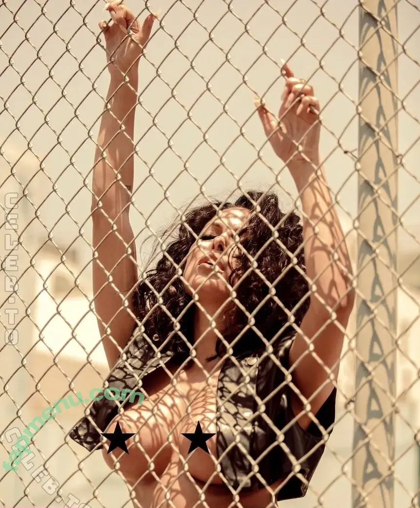 Constance Nunes nude photo #0244 (constance_nunes)