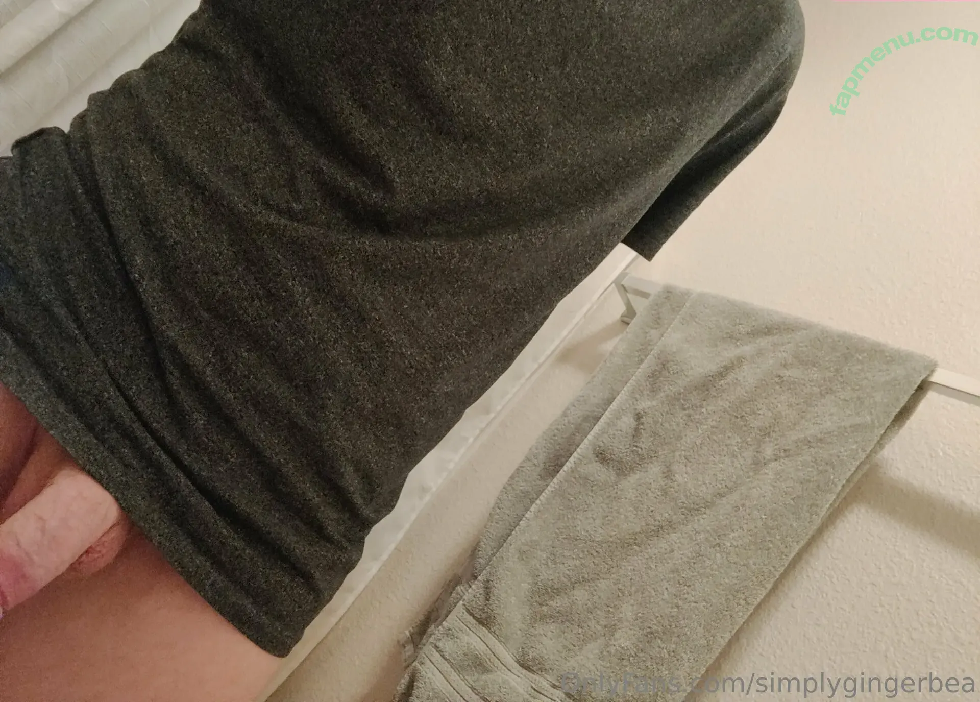 constantlywandering nude photo #0002 (alwayswanderingart)