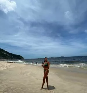 Constanza Cerúndolo / francerundolo nude photo #0093