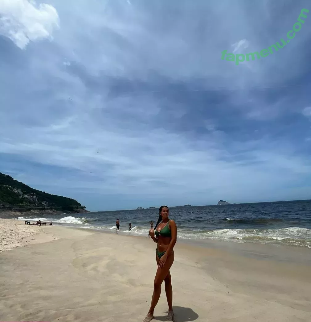 Constanza Cerúndolo nude photo #0093 (francerundolo)