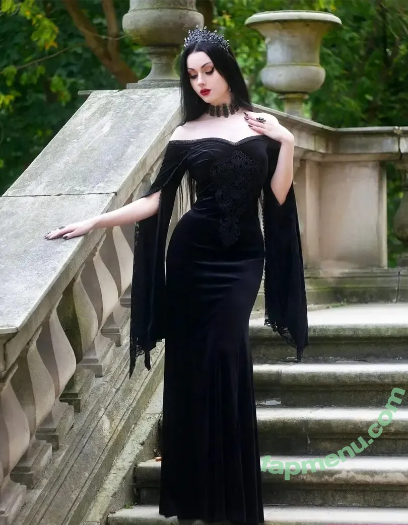 Contesa.cneajna nude photo #0002 (Contesa.cneajna)