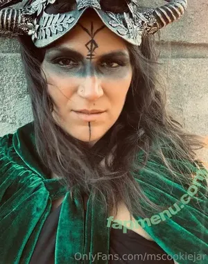 Cookie / cookie_._ / mscookiejar / theofficialcookie nude photo #0015