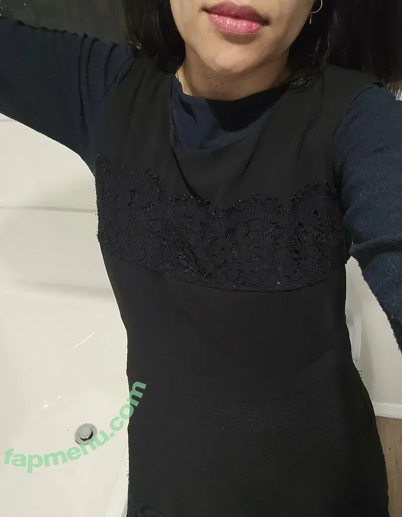 coolmomlola nude photo #0026 (coolmomlola)