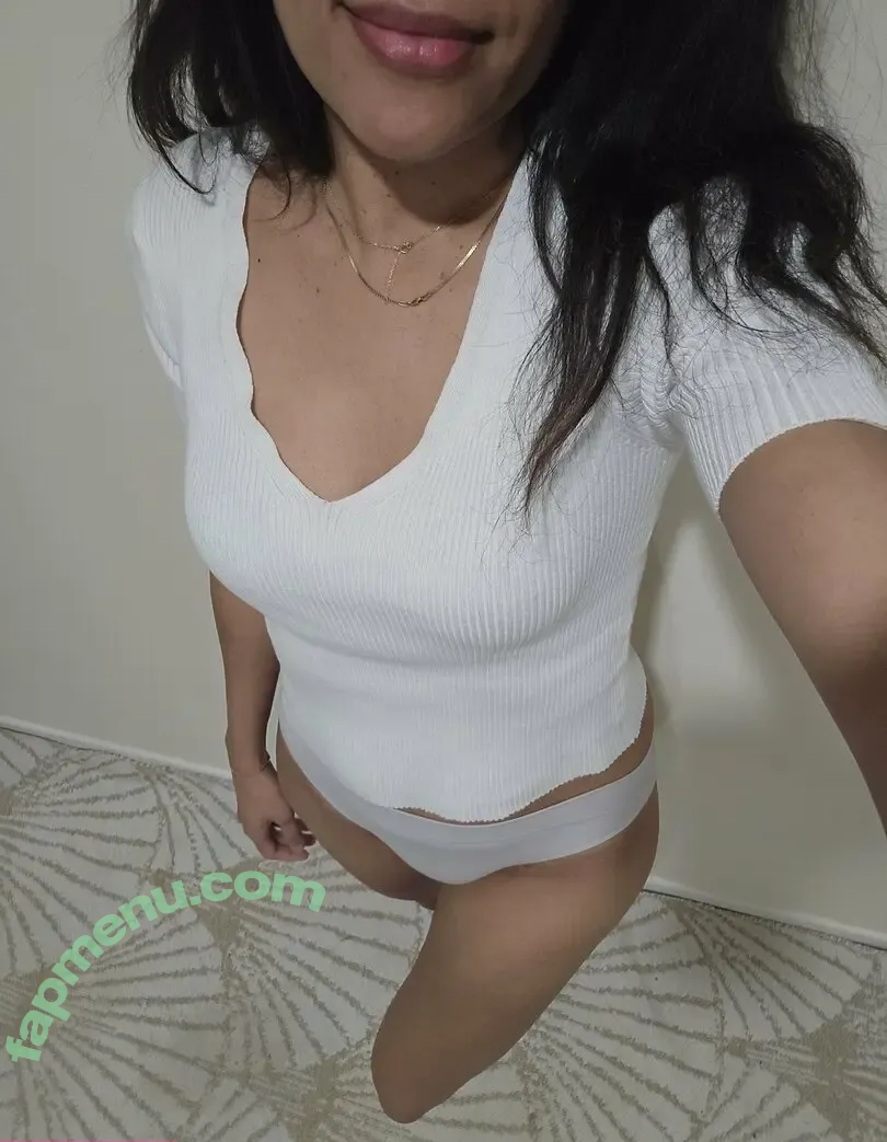 coolmomlola nude photo #0003 (coolmomlola)