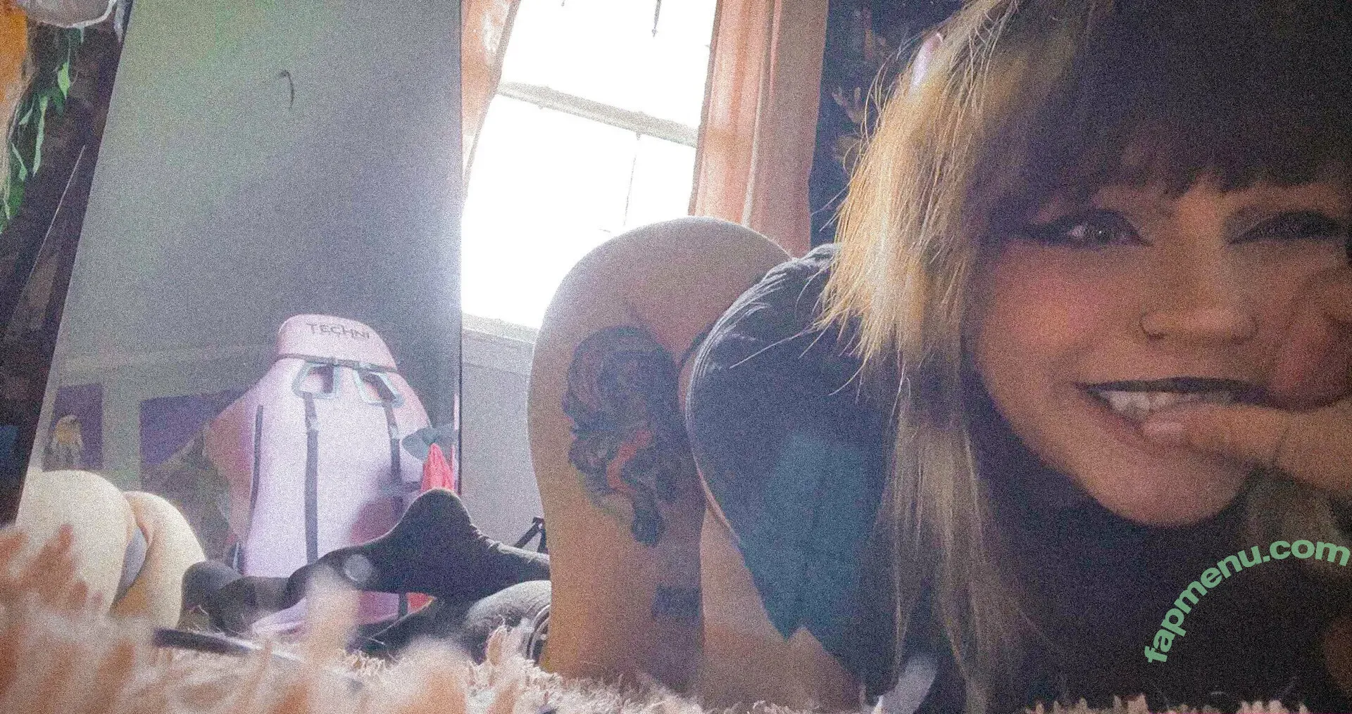 coophound nude photo #0051 (coop_hound)