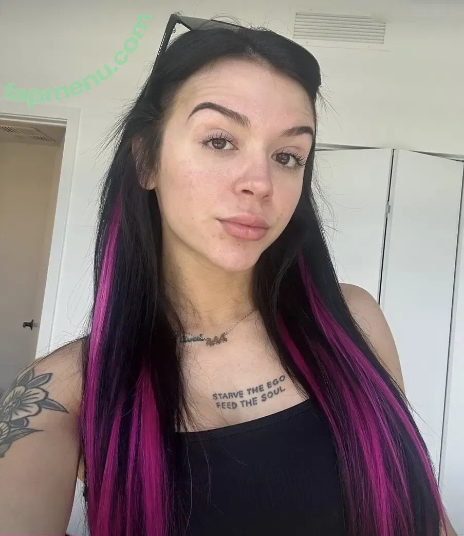 Cora Jade nude photo #0006 (CORALEAJADE / CoraJadeWWE)