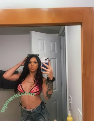 Cora Jade nude