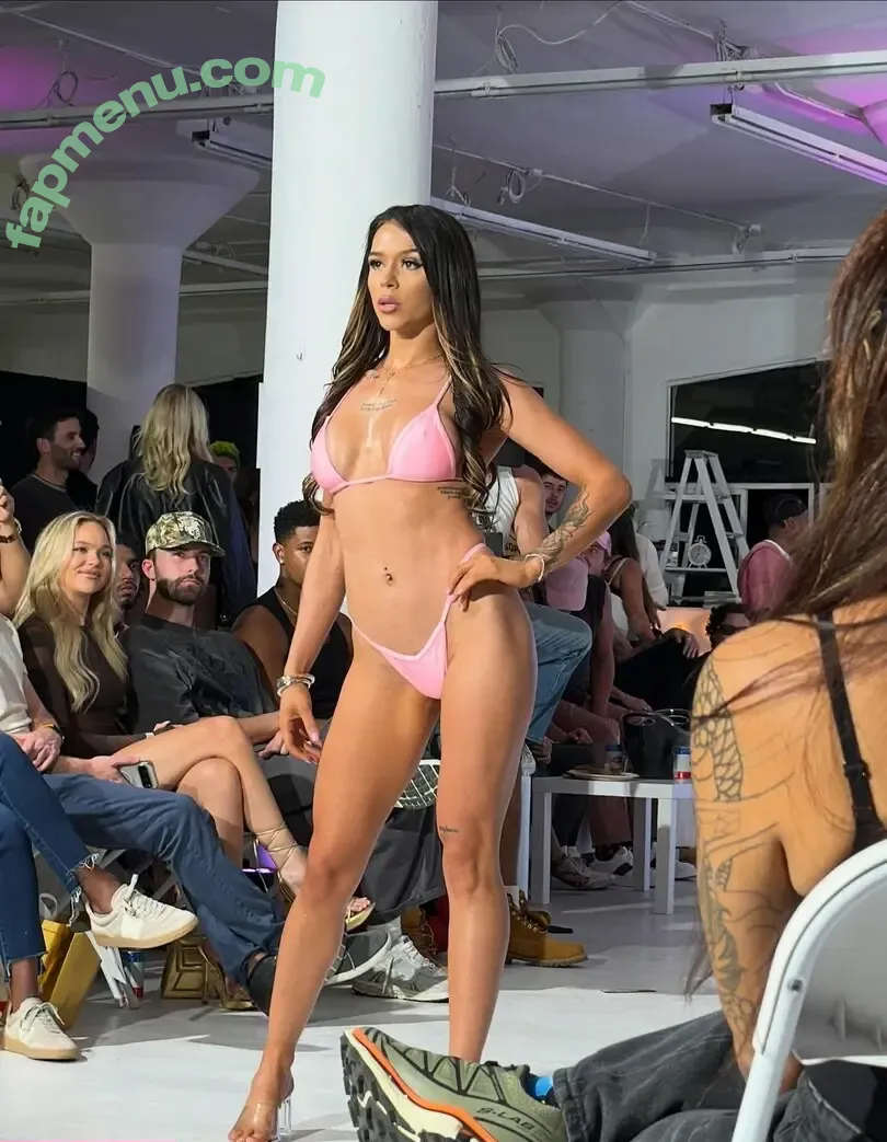 Cora Jade nude photo #0036 (CoraJadeWWE / elaynablack)