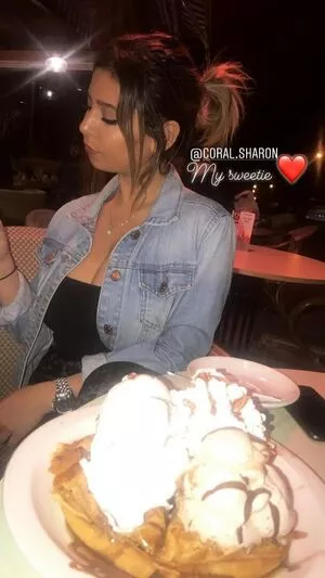 Coral Sharon / coral.sharon / coralsharon / coralsharon9 nude photo #1273