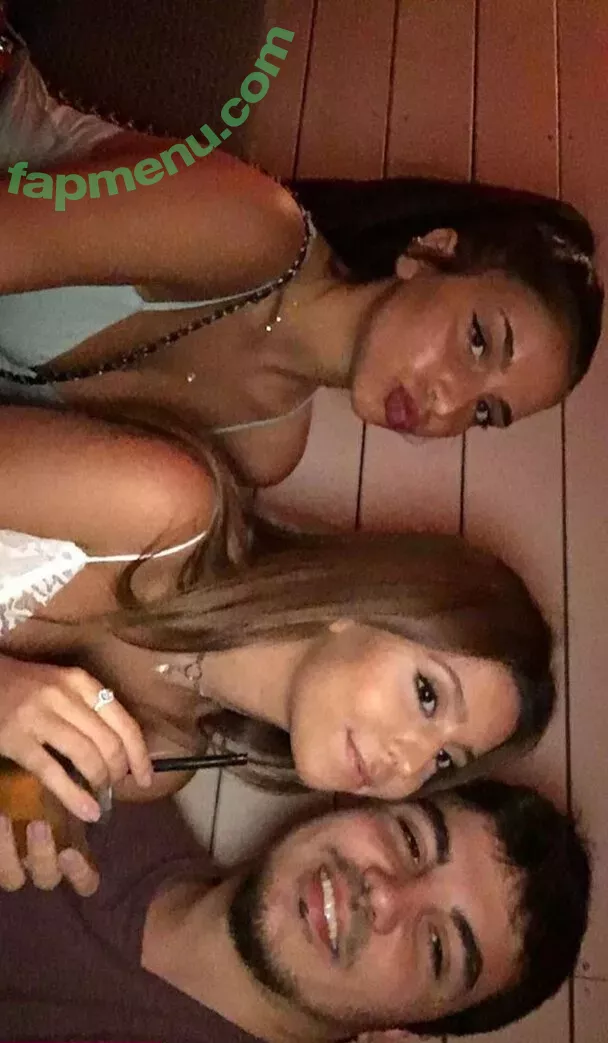 Coral Sharon nude photo #1344 (coral.sharon / coralsharon / coralsharon9)