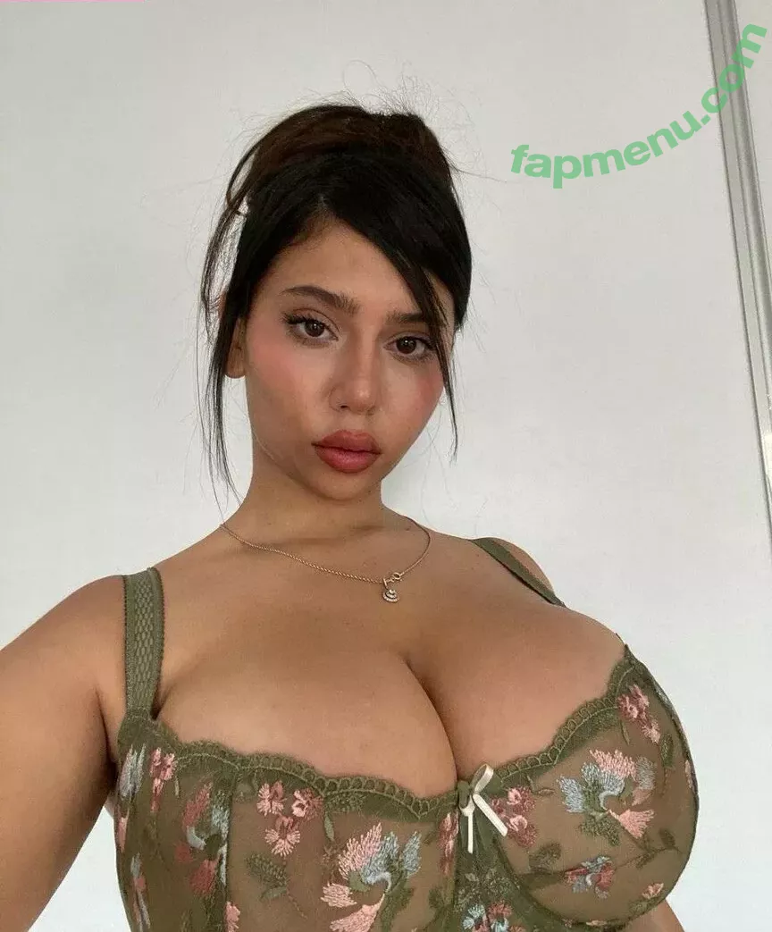 Coral Sharon nude photo #1453 (coral.sharon / coralsharon / coralsharon9)