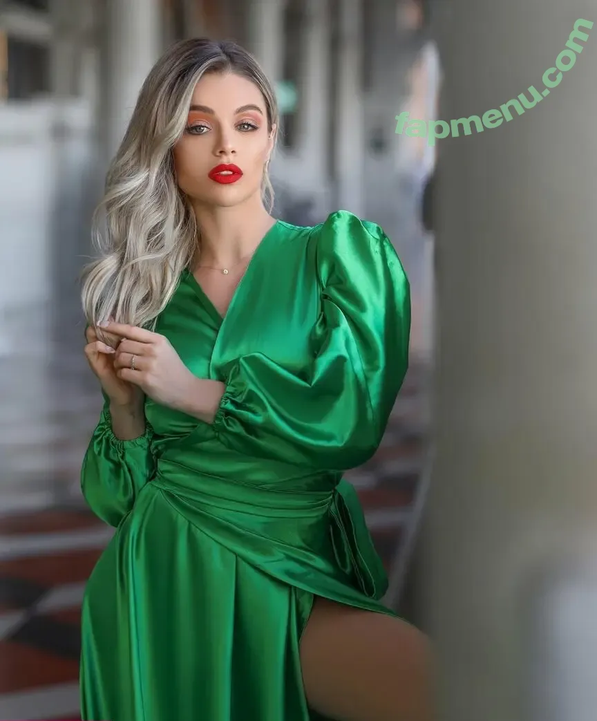 coralbrekkan nude photo #0003 (coral__g)