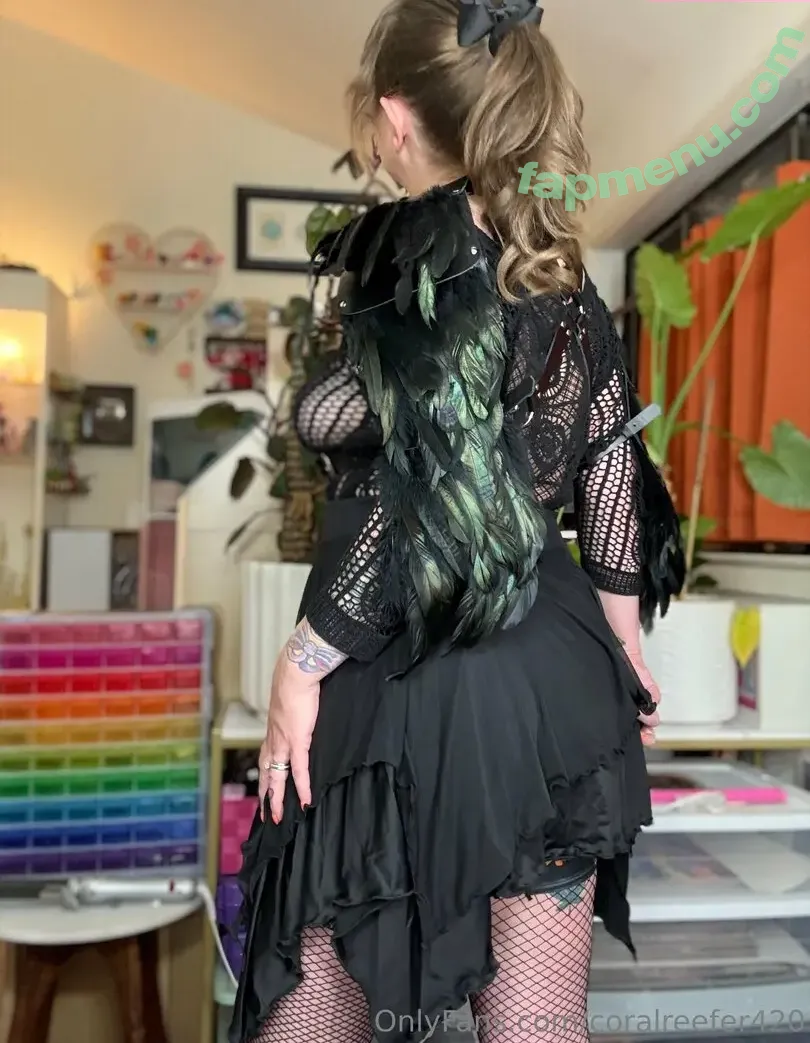 coralreefer420 nude photo #0032 (Coral Kamstra / coralkamstrabrown)