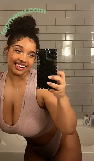 Corie Rayvon / CorieRayvon nude photo #0035