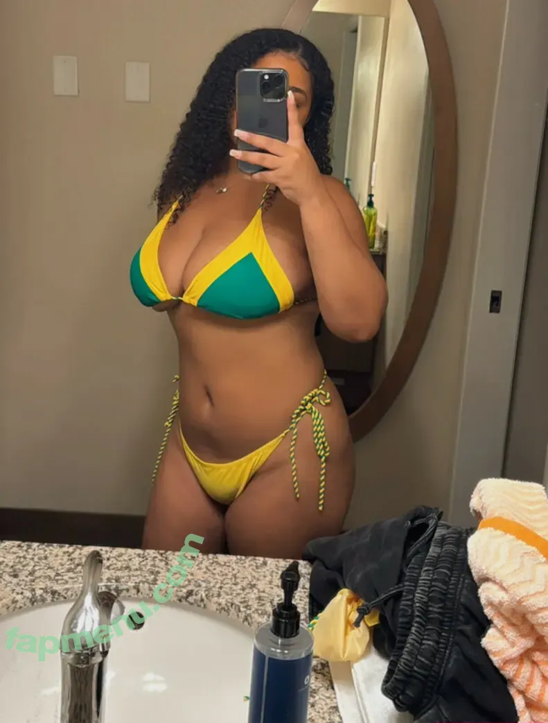Corie Rayvon nude photo #0023 (CorieRayvon)