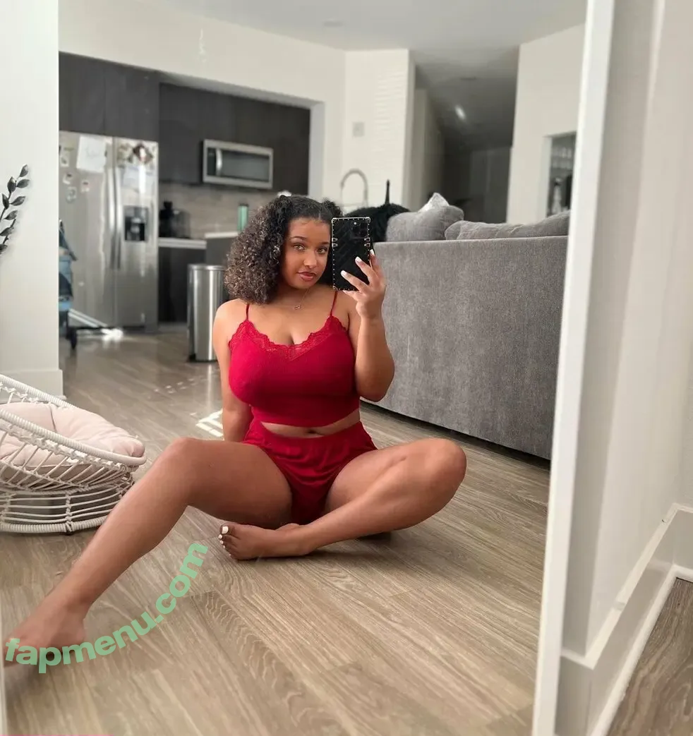 Corie Rayvon nude photo #0041 (CorieRayvon)