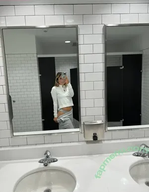 Corinna Layton, corina_907, lilredwonderrland leaks