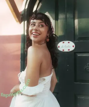 Corina Conti / carinacontiofficial nude photo #0021