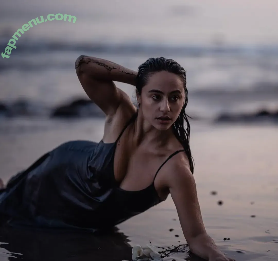 Corina Conti nude photo #0003 (carinacontiofficial)