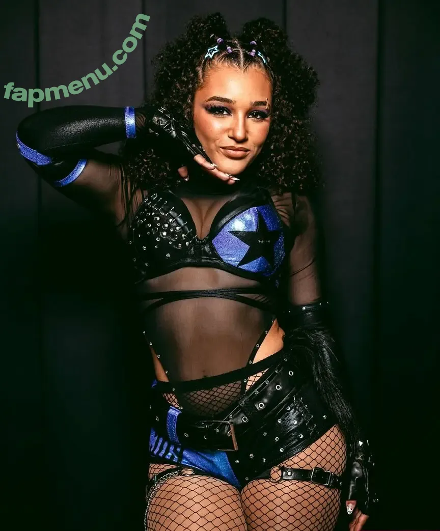 Corinne Joy nude photo #0011 (itscorinnejoy)