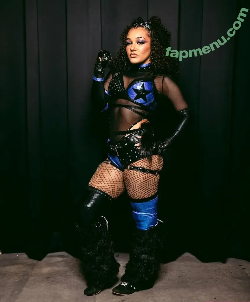 Corinne Joy nude photo #0012 (itscorinnejoy)