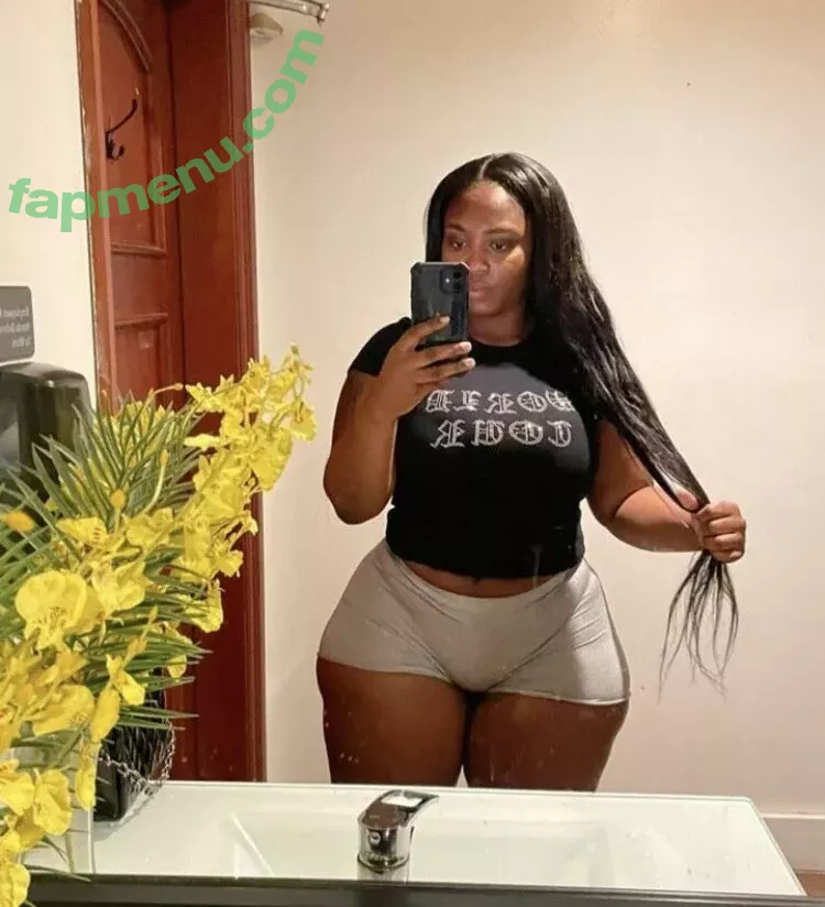 corporatethugnnn nude photo #0010 (corporatethugnnn)