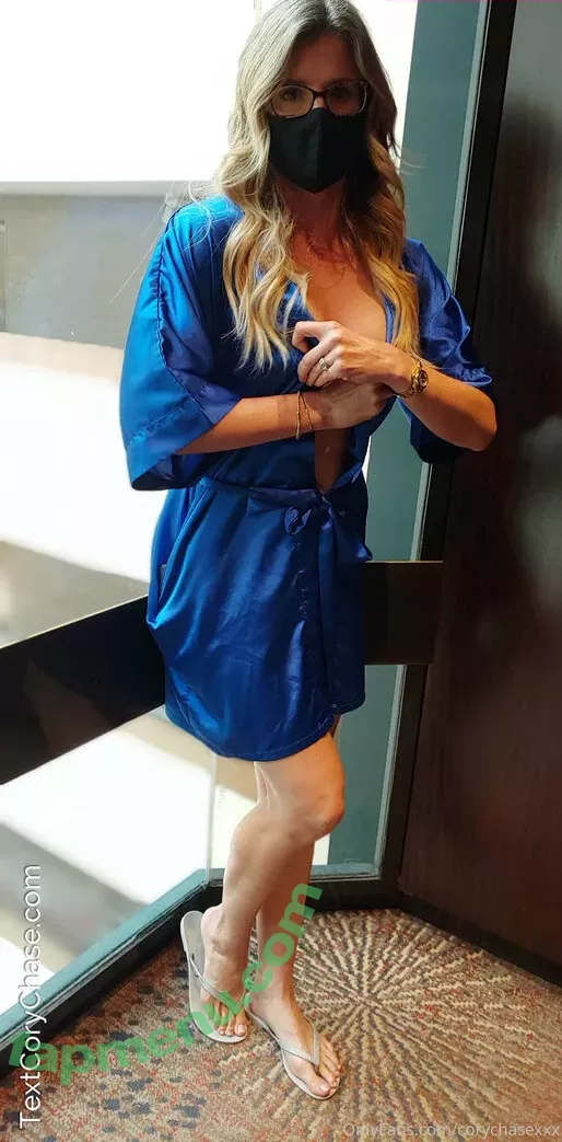 corychasexxx nude photo #0005 (mrsscorychase)