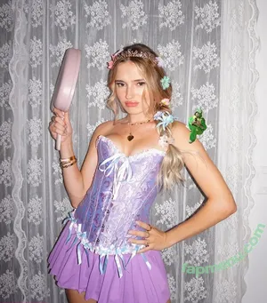 Cosette Rinab / cosette nude photo #0074