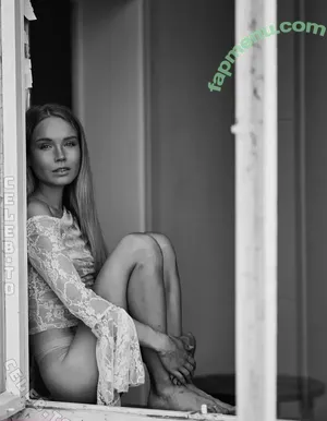 Cosima Beil / cosimabeil nude photo #0139