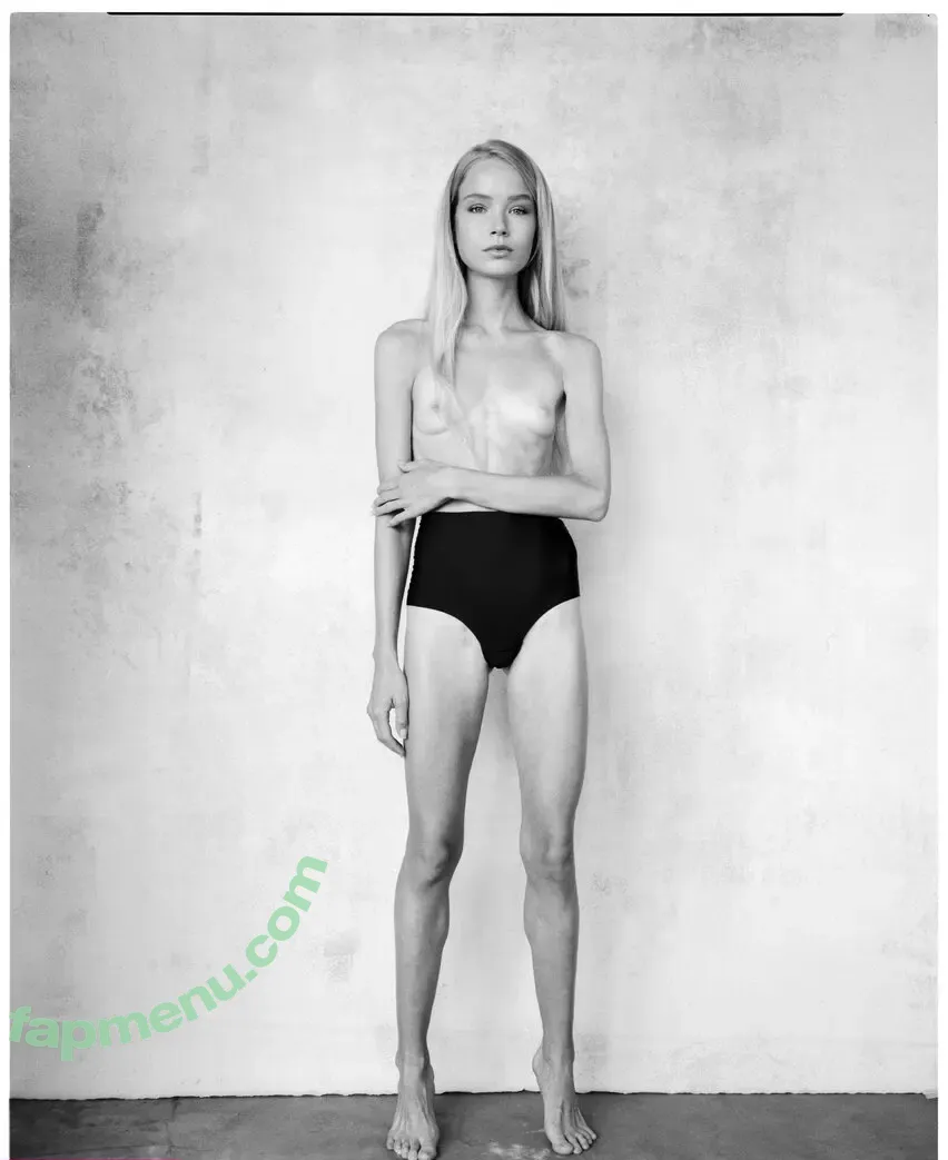 Cosima Beil nude photo #0084 (cosimabeil)