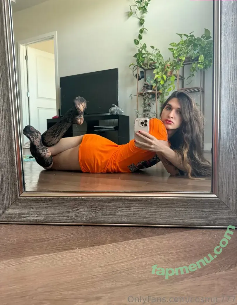 cosmic777 nude photo #0023 (cosmic777)