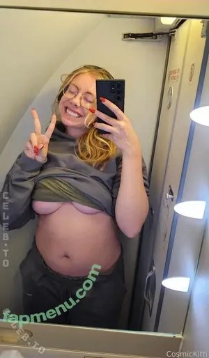 CosmicKitti / KittiCosmic / lovecosmickitti / therealcosmickitti nude photo #0475