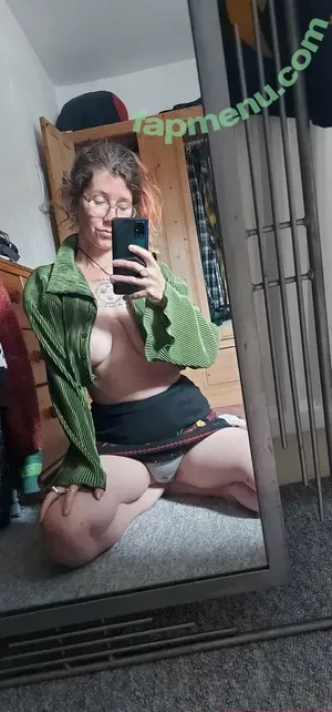 cosmicmoonpixie / cosmic_pixie_ nude photo #0001
