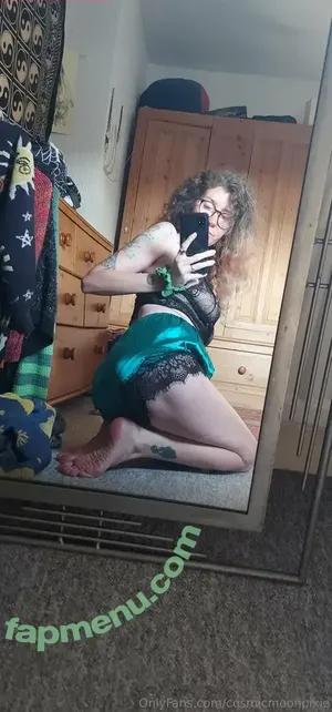 cosmicmoonpixie / cosmic_pixie_ nude photo #0018