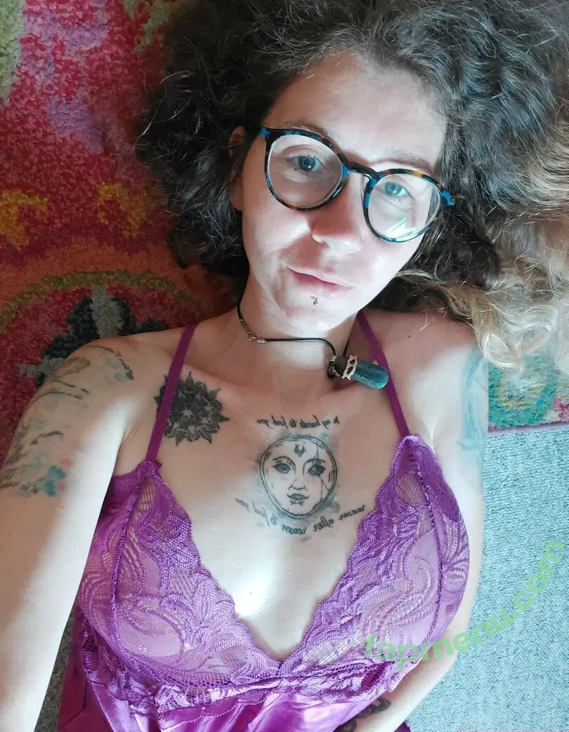cosmicmoonpixie nude photo #0019 (cosmic_pixie_)