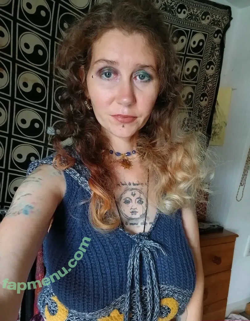 cosmicmoonpixie nude photo #0050 (cosmic_pixie_)