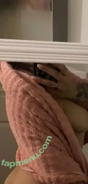 cosmicnat95 / cosmicbabeee___ nude photo #0001