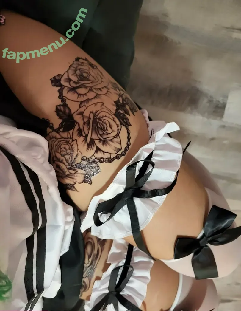 cosplayadore nude photo #0002 (cosplayadore)