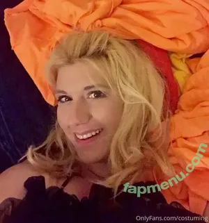 costume_bitch1 / elizabethhurley1 nude photo #0008