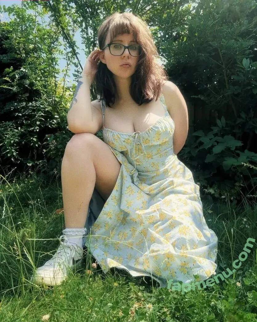 Cottonsox nude photo #0067 (alicecottonsox)