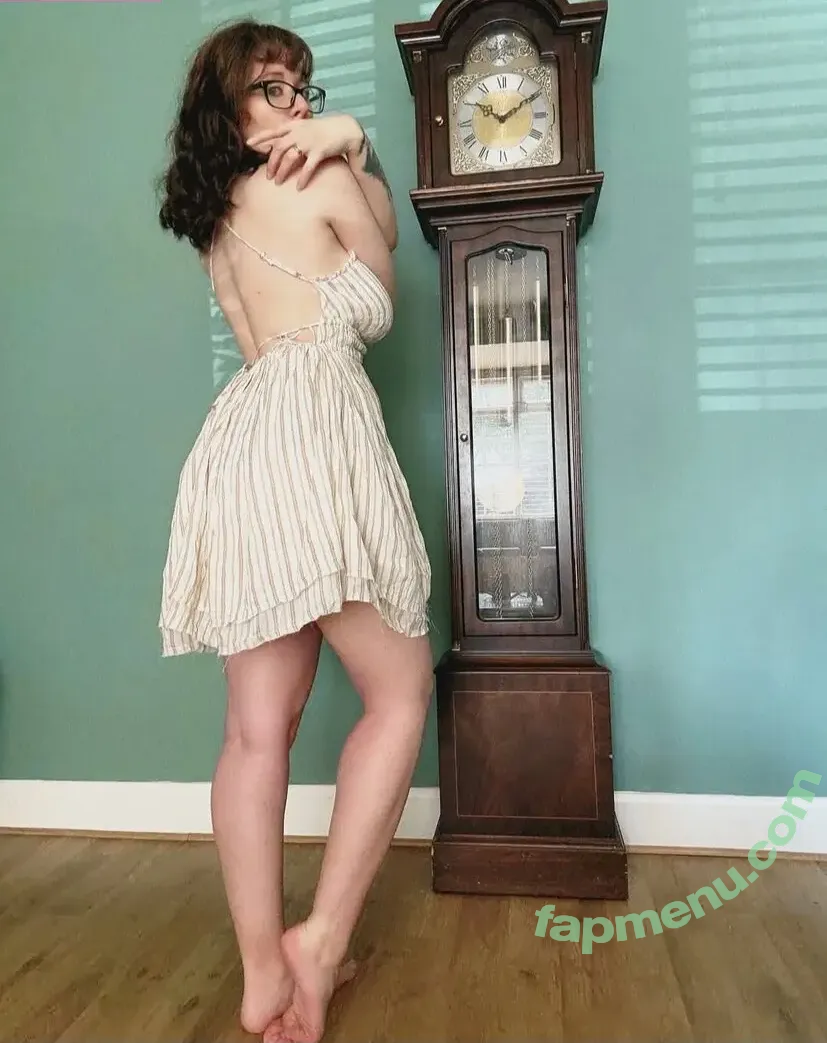 Cottonsox nude photo #0105 (alicecottonsox)