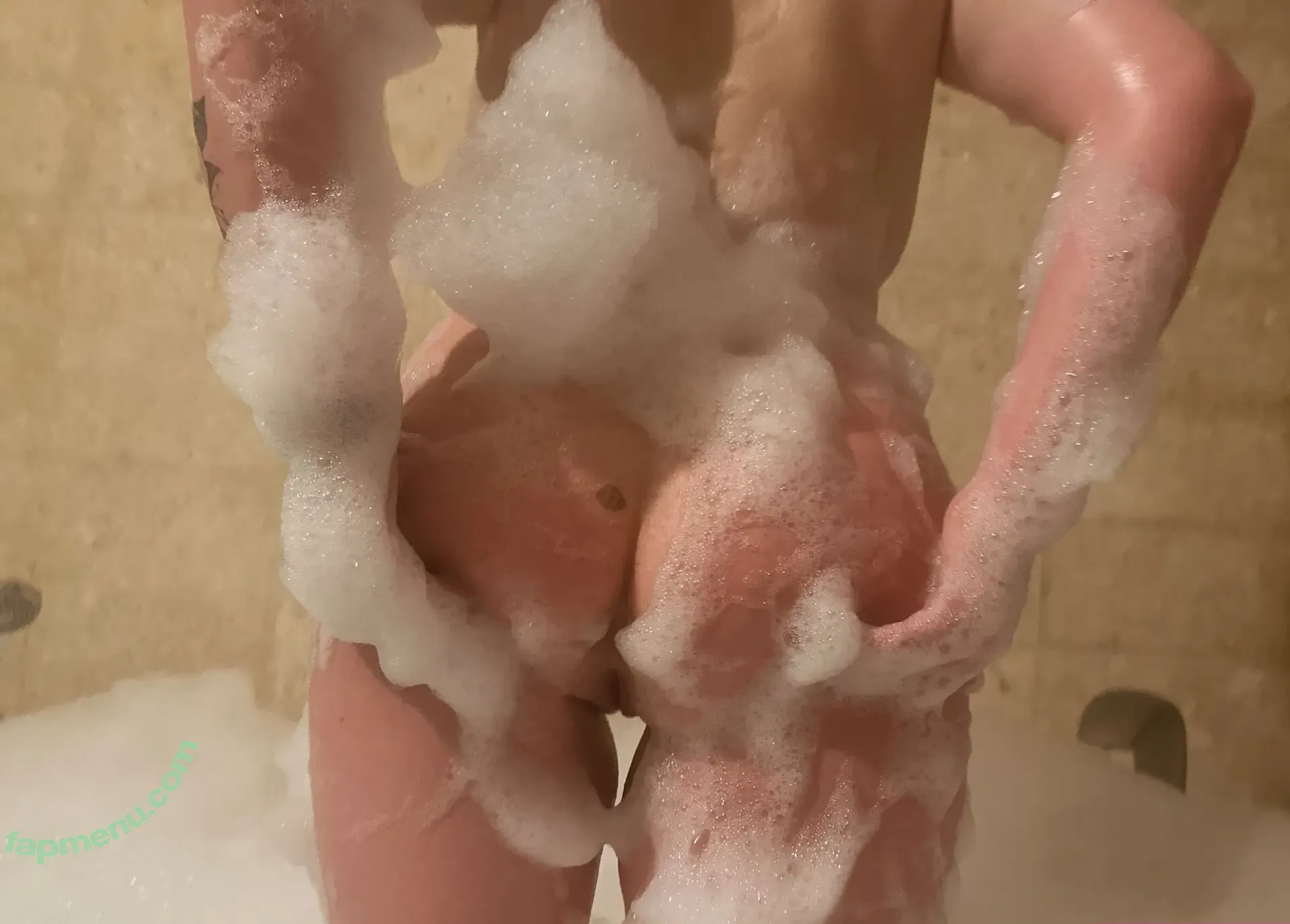 CottontailVA nude photo #0006 (cottontailfarmva)