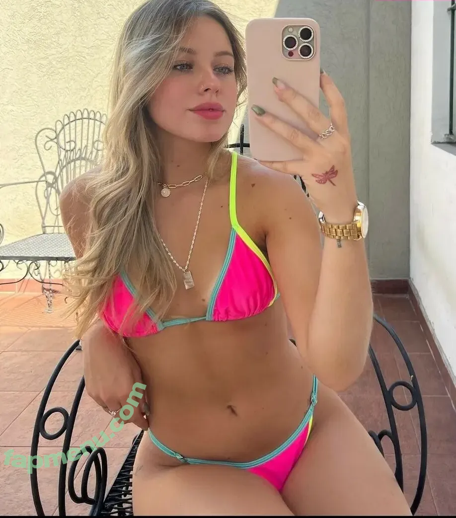 Coty Romero nude photo #0023 (Coti Romero / María Constanza Romero / cotyrommero)
