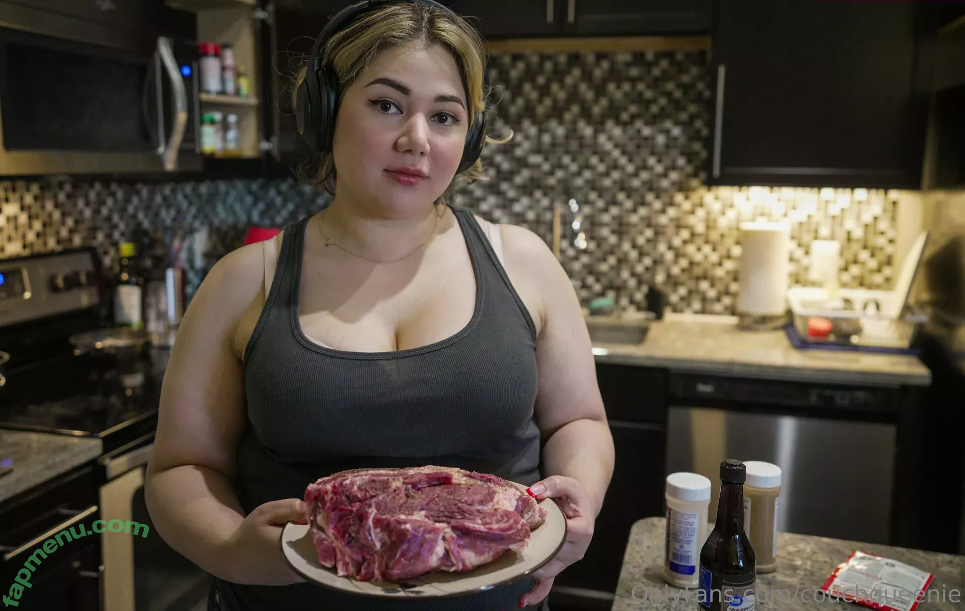 couchqueenie nude photo #0478 (couchqueenie)