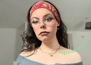  nude photo #0002